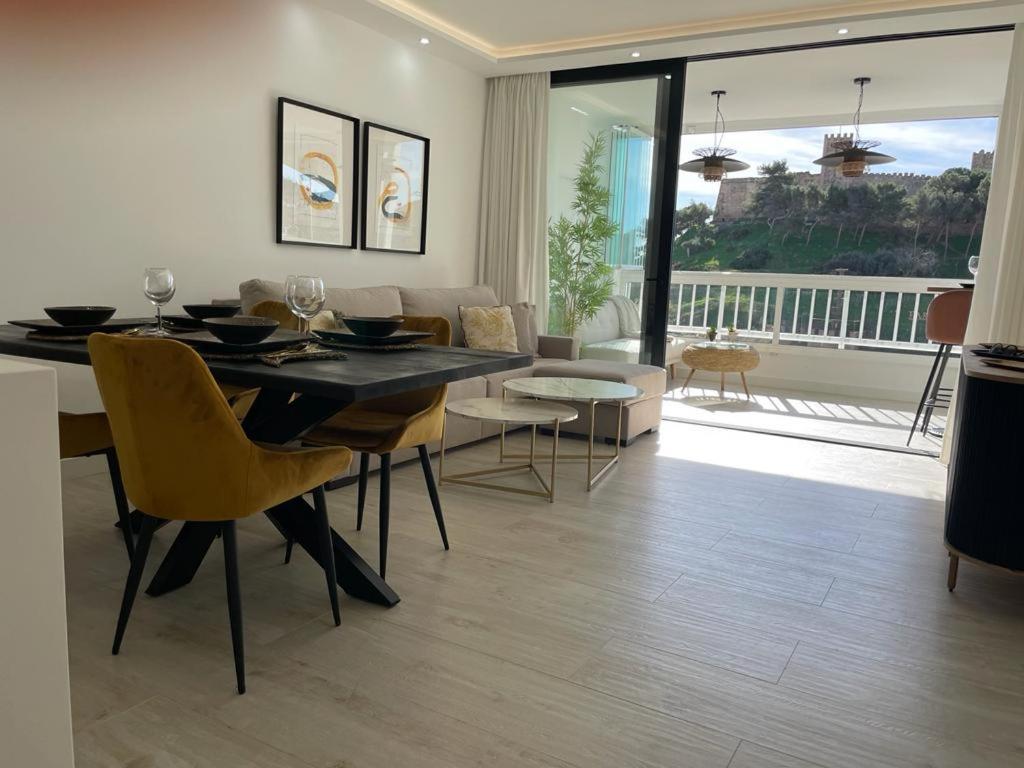 Piso En Fuengirola Castillo Sohail Zewnętrze zdjęcie