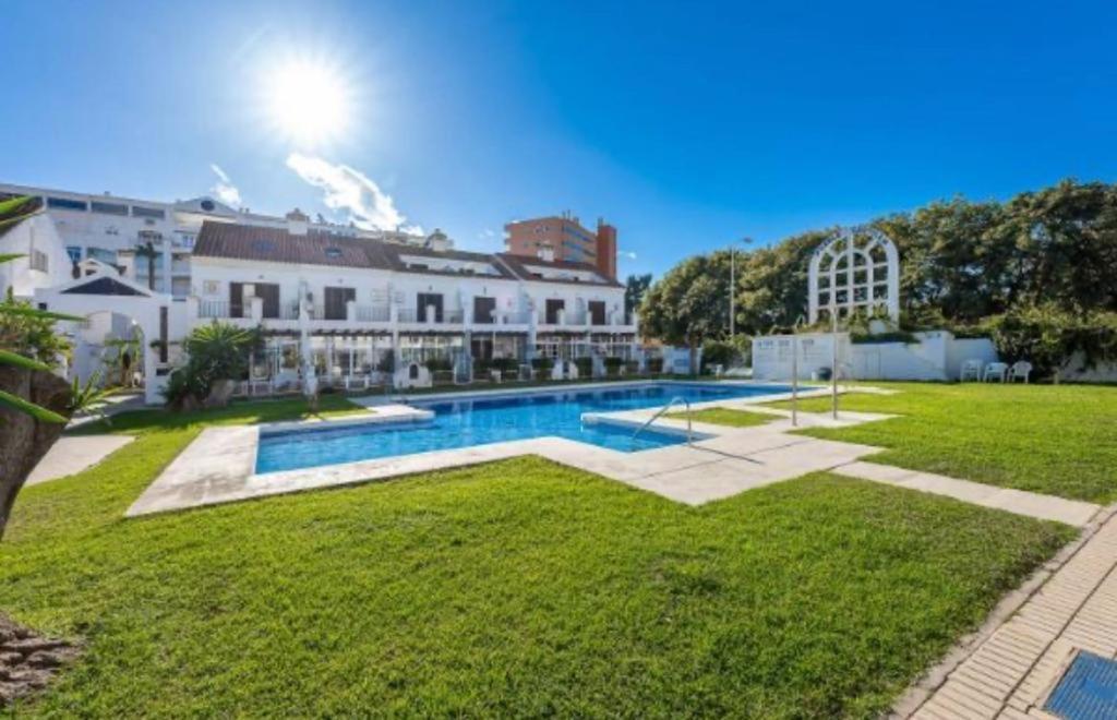 Piso En Fuengirola Castillo Sohail Zewnętrze zdjęcie